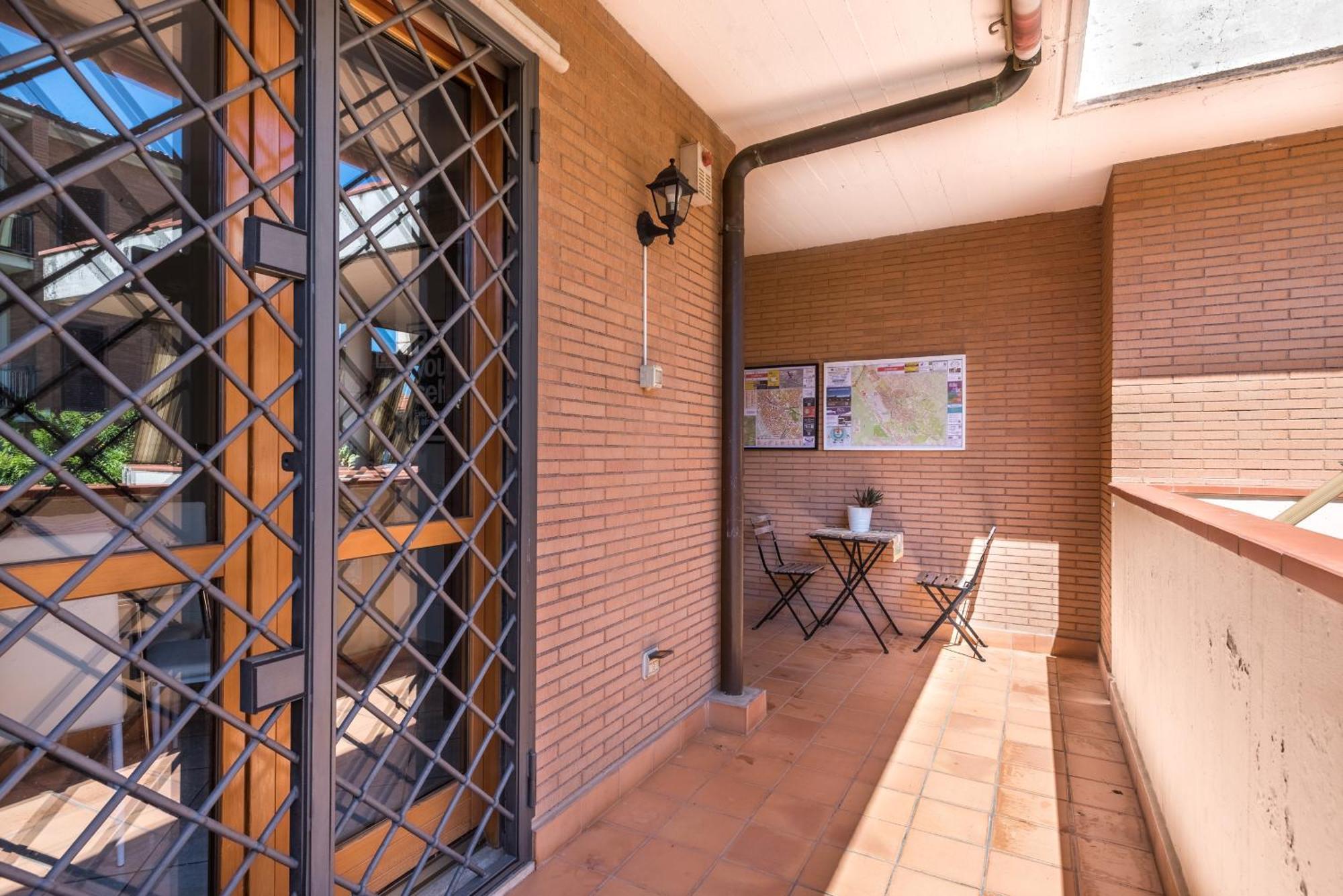 Travelershome Ciampino Suite ภายนอก รูปภาพ