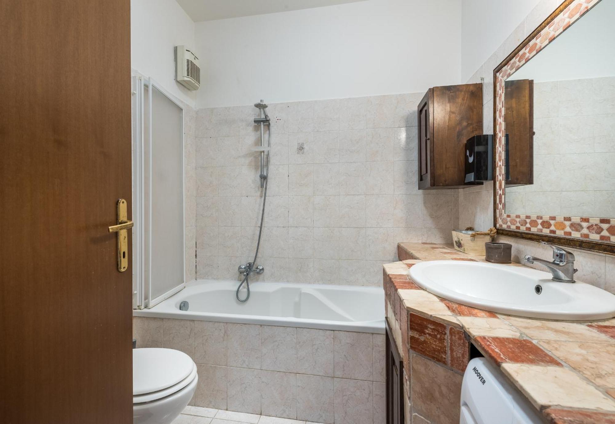 Travelershome Ciampino Suite ภายนอก รูปภาพ