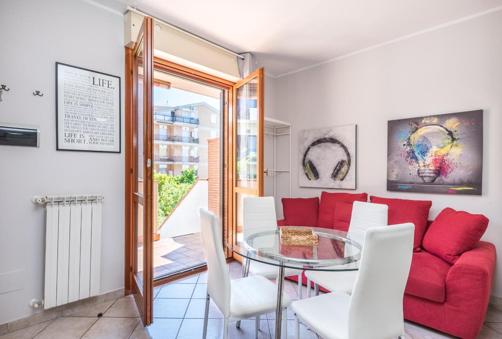 Travelershome Ciampino Suite ภายนอก รูปภาพ