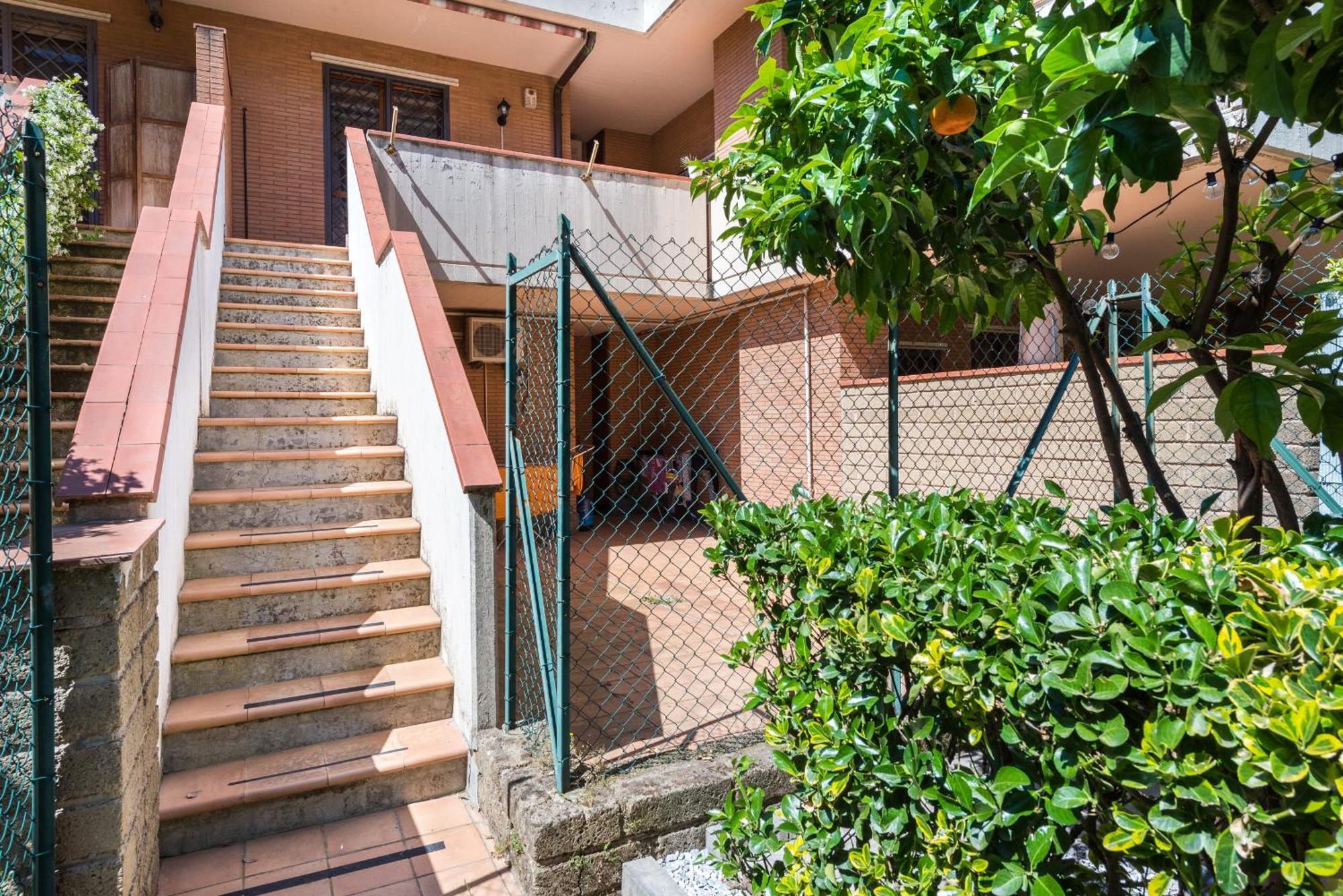 Travelershome Ciampino Suite ภายนอก รูปภาพ